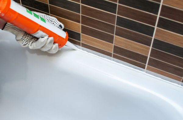 Bathtub Sealing in North Richland Hills